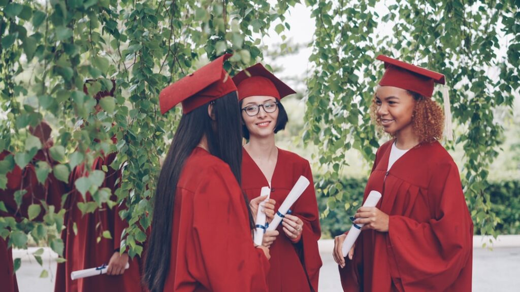 découvrez des stratégies, des conseils et des ressources pour atteindre la réussite académique et exceller dans vos études, quel que soit votre niveau scolaire.