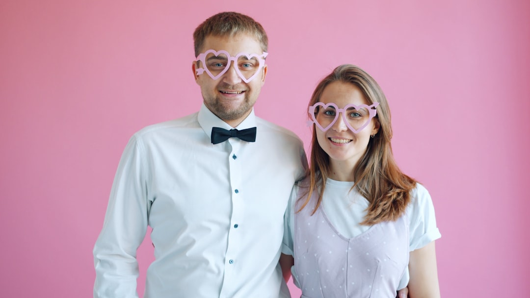découvrez les secrets du bonheur en couple : conseils pratiques, astuces pour renforcer la complicité et cultiver une relation amoureuse épanouie au quotidien.