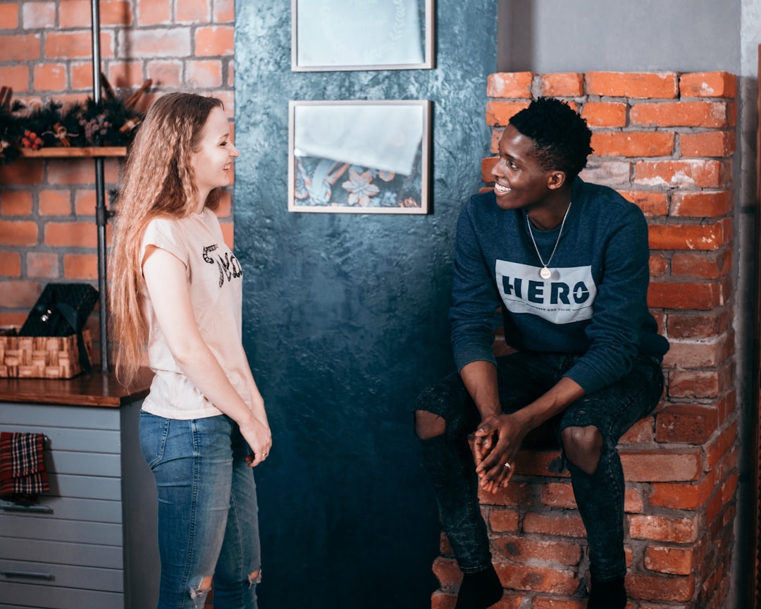 découvrez les secrets du bonheur en couple : conseils, astuces et inspirations pour renforcer votre relation et vivre une vie amoureuse épanouissante à deux.