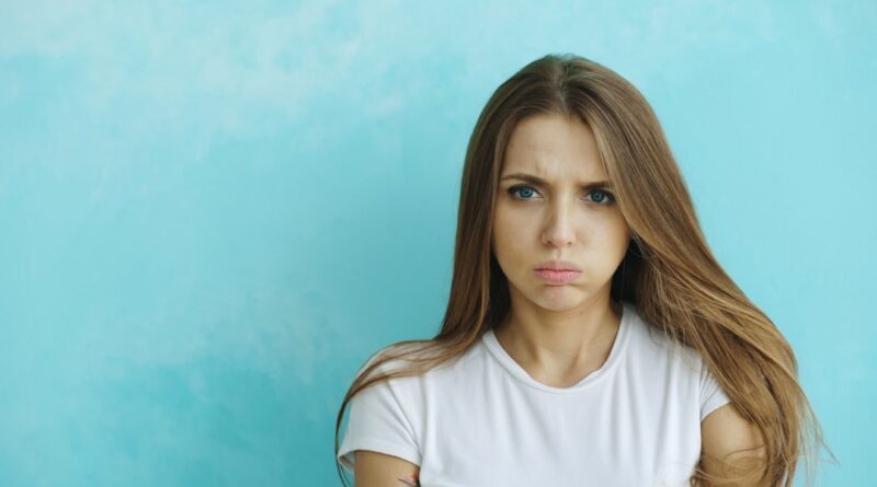 découvrez les causes et conséquences de l'insatisfaction, ainsi que des conseils pratiques pour mieux la comprendre et y faire face dans votre vie quotidienne.