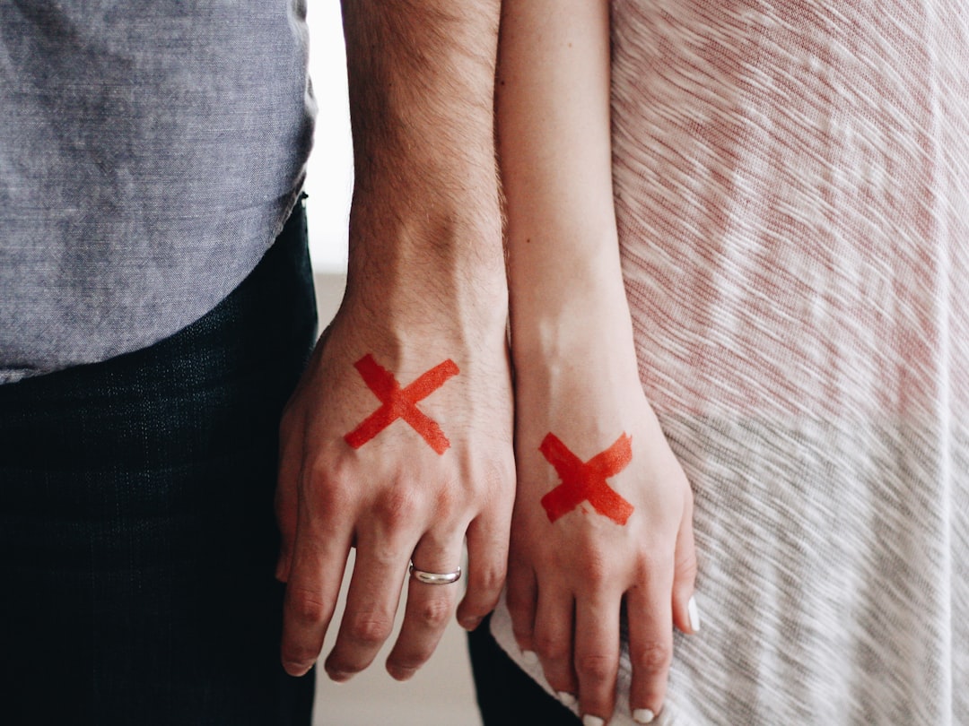 découvrez tout ce qu'il faut savoir sur le divorce : démarches, procédures, droits et conseils pour bien vivre cette étape de séparation, que vous soyez concerné ou simplement en recherche d'informations fiables.