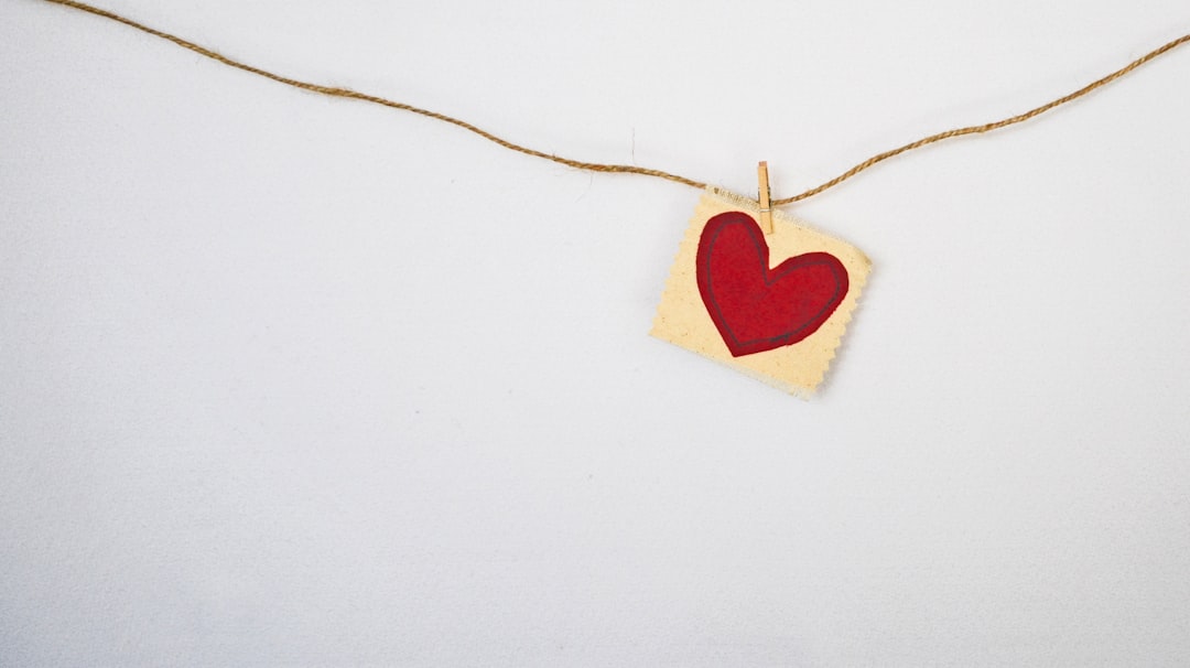 découvrez la signification profonde de l'amour, ses différentes formes et son impact sur nos vies. conseils, citations inspirantes et ressources pour comprendre et vivre pleinement l'amour au quotidien.