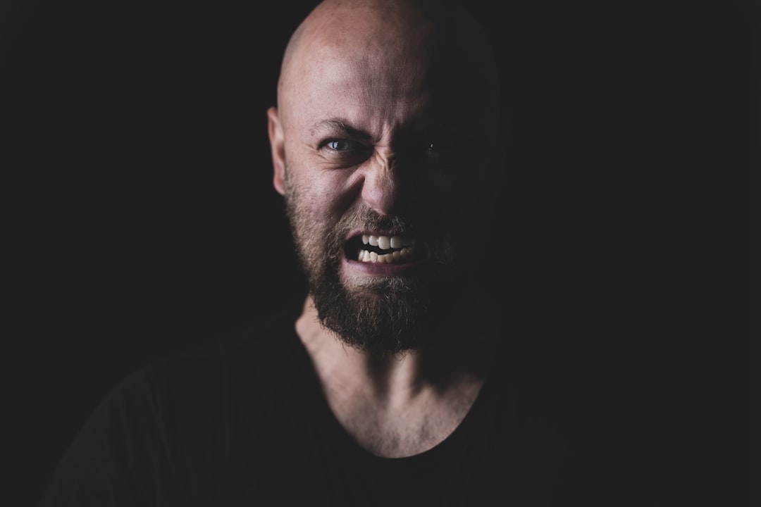 découvrez nos conseils et ressources pour améliorer la santé mentale des hommes : informations, soutien et solutions pour favoriser le bien-être au masculin.