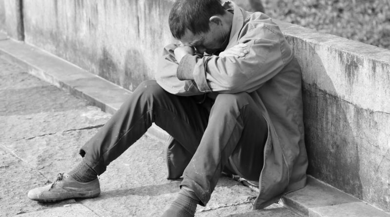 découvrez l'importance de la santé mentale masculine : conseils, soutien et ressources pour aider les hommes à préserver leur bien-être psychologique au quotidien.