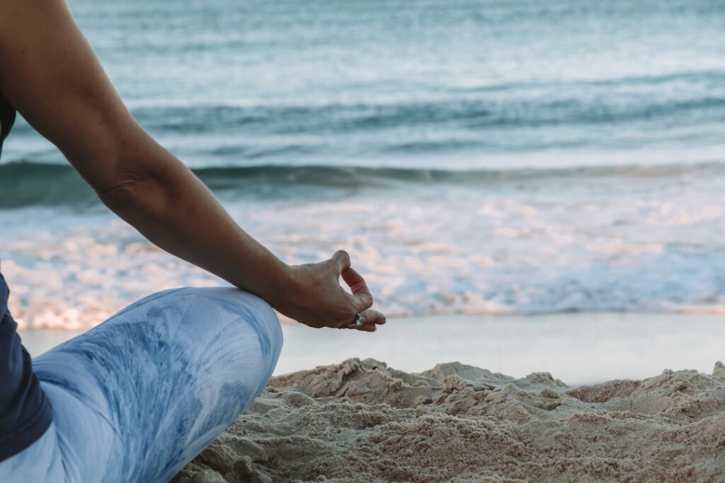 découvrez la mindfulness : une pratique de pleine conscience pour réduire le stress, améliorer la concentration et vivre l’instant présent. conseils, exercices et bienfaits pour un quotidien plus serein.