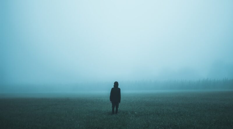 découvrez le concept de 'mood' : son origine, ses significations en français et en anglais, et comment il influence notre quotidien, nos émotions et notre langage !