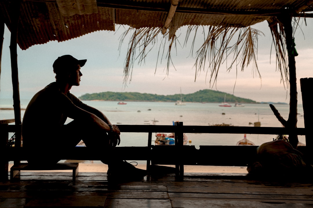 découvrez le mode de vie nomade : liberté, aventure et mobilité. conseils, astuces et inspirations pour vivre et voyager sans attaches partout dans le monde.