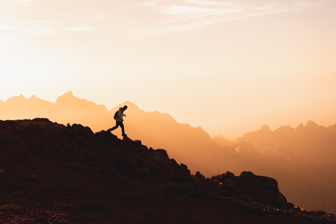 découvrez comment la positivité peut transformer votre quotidien. conseils, techniques et inspirations pour adopter une attitude positive et améliorer votre bien-être au quotidien.