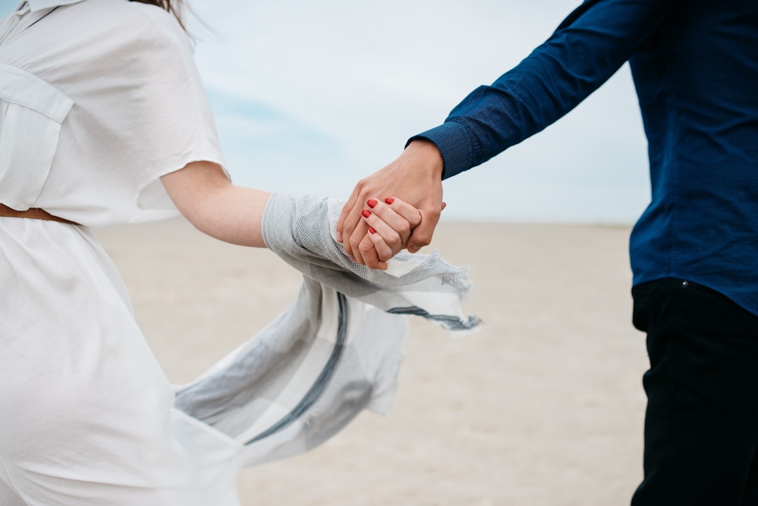 découvrez comment améliorer, entretenir et comprendre les relations amoureuses, familiales ou amicales grâce à des conseils pratiques et des ressources adaptées à chaque situation.