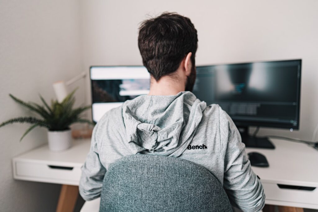 découvrez les meilleures offres d’emplois à distance : travaillez de chez vous, accédez à des opportunités flexibles et trouvez un job remote adapté à votre profil.