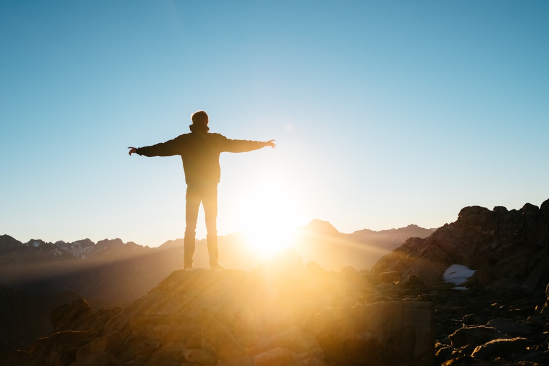 découvrez les clés du succès : astuces, conseils et stratégies pour atteindre vos objectifs, réaliser vos rêves et progresser dans tous les aspects de votre vie.